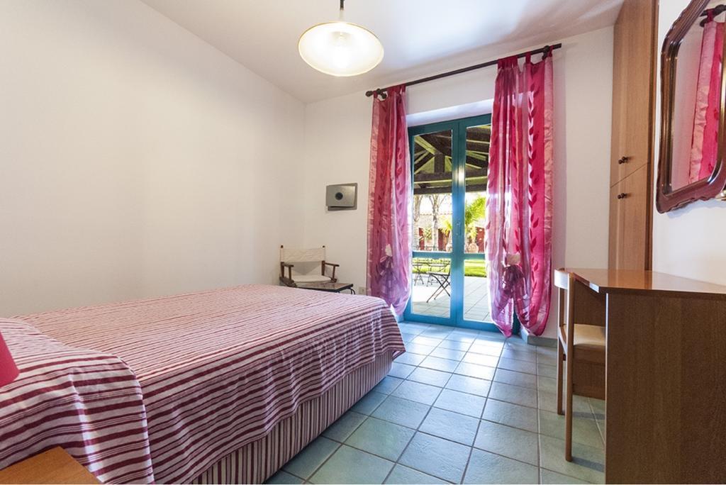 Casa Vacanze Villa Flumini Flumini di Quartu Oda fotoğraf
