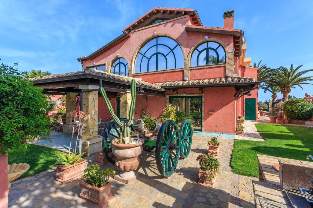 Casa Vacanze Villa Flumini Flumini di Quartu Dış mekan fotoğraf