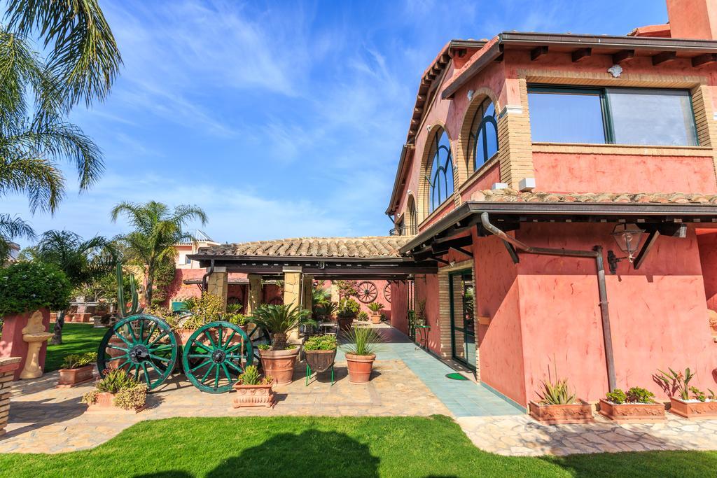 Casa Vacanze Villa Flumini Flumini di Quartu Dış mekan fotoğraf